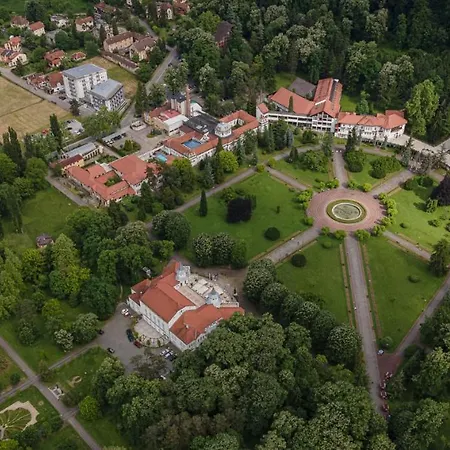 Onore Dell Sa Djakuzijem Apartament *