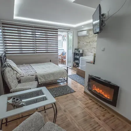 Onore Dell Sa Djakuzijem Banja Koviljača