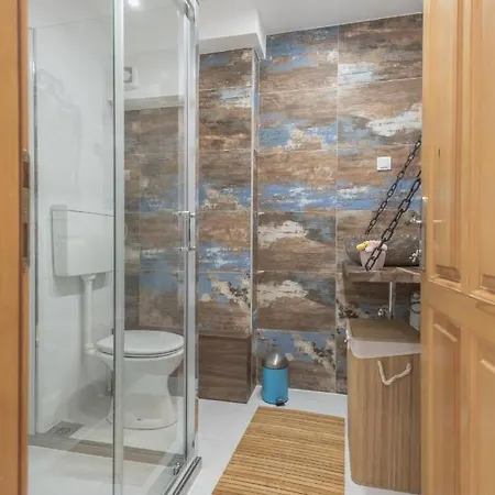 Onore Dell Sa Djakuzijem