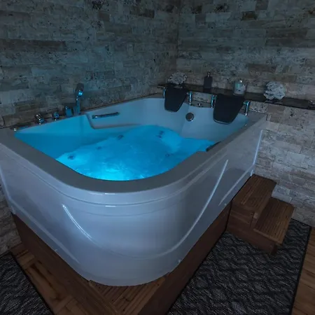 Onore Dell Sa Djakuzijem