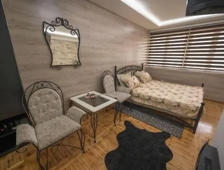 Onore Dell Sa Djakuzijem Banja Koviljača