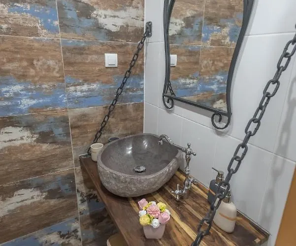 Onore Dell Sa Djakuzijem 아파트