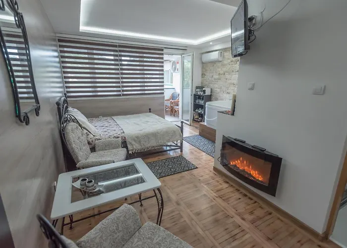 Onore Dell Sa Djakuzijem 아파트