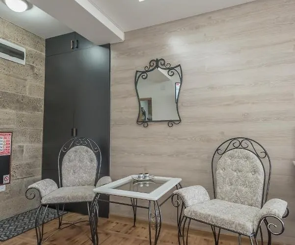 Onore Dell Sa Djakuzijem Banja Koviljača