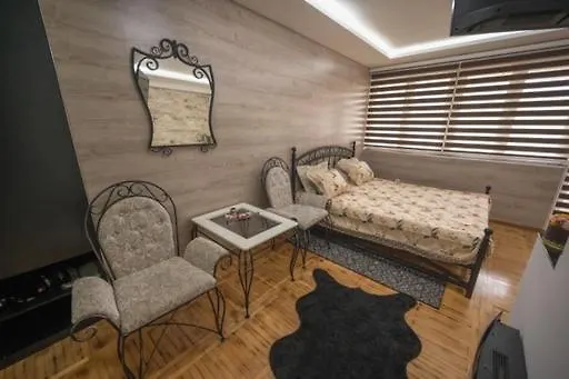 Onore Dell Sa Djakuzijem Banja Koviljača